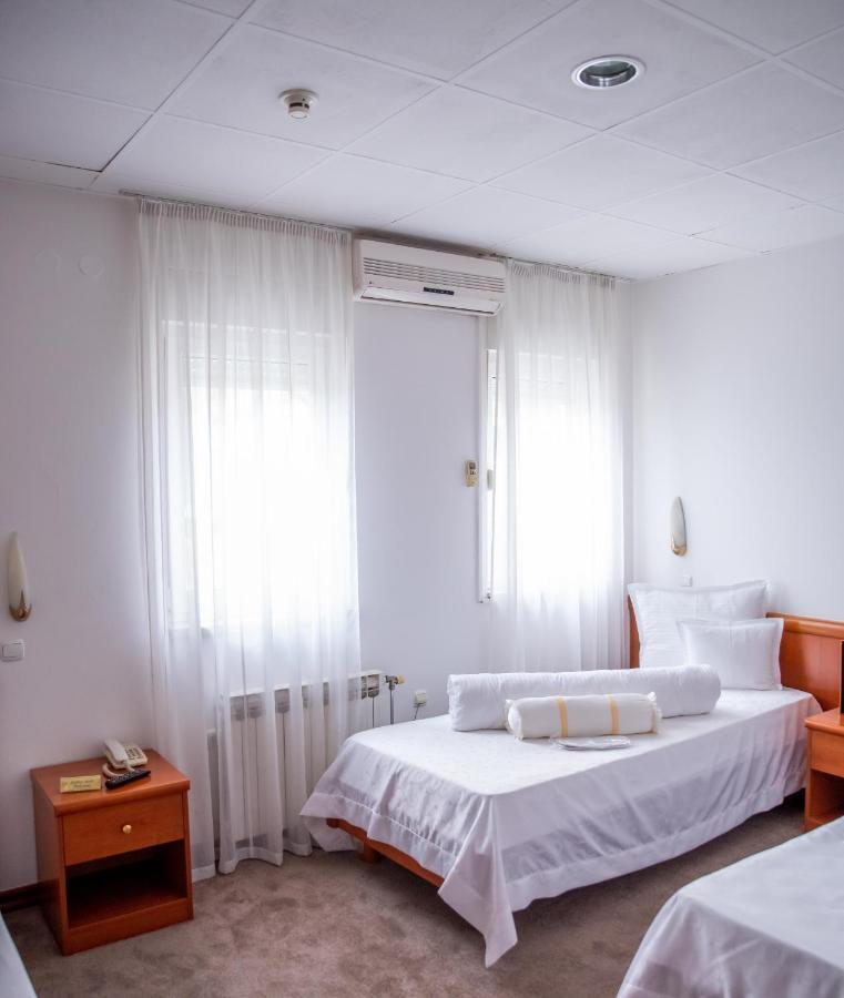Hotel Integra Doboj Eksteriør bilde
